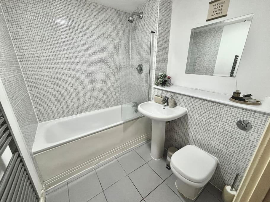Luxury Apartment In The Heart Of Birmingham City! Ngoại thất bức ảnh